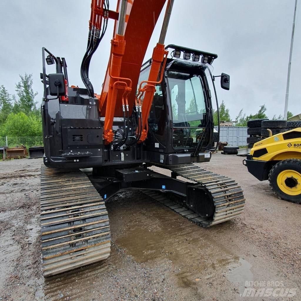 Hitachi ZX225USRLC-7 Escavadoras de rastos