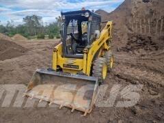 Komatsu SK 820-5 Carregadoras de direcção deslizante