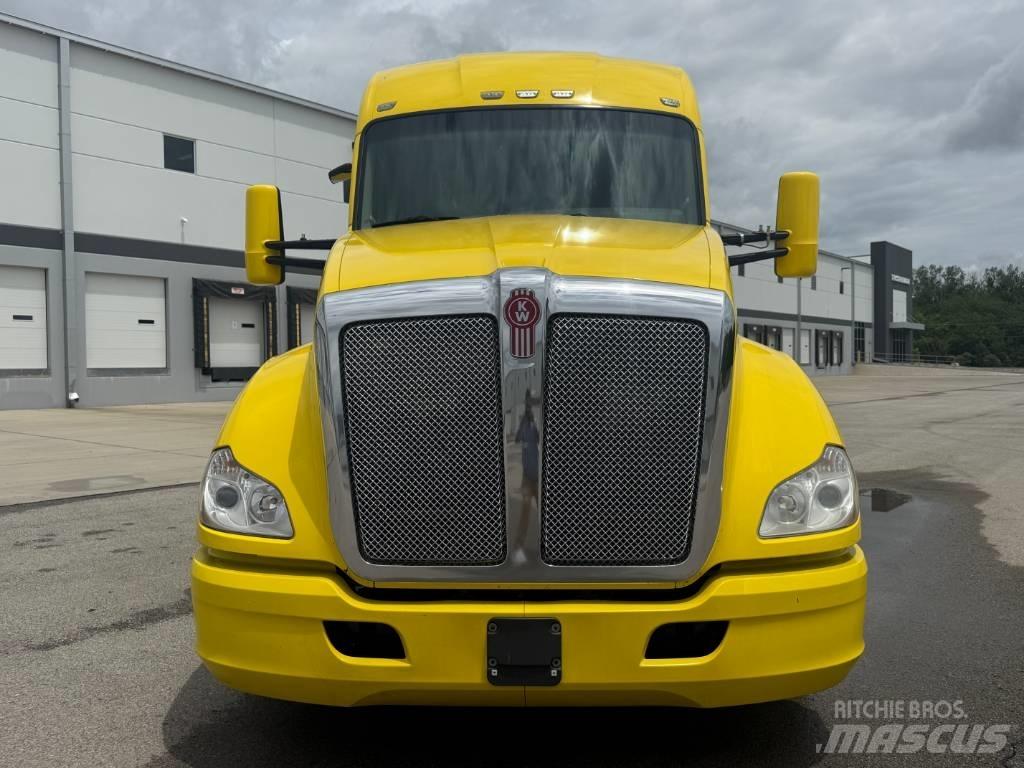 Kenworth T 680 Tractores (camiões)
