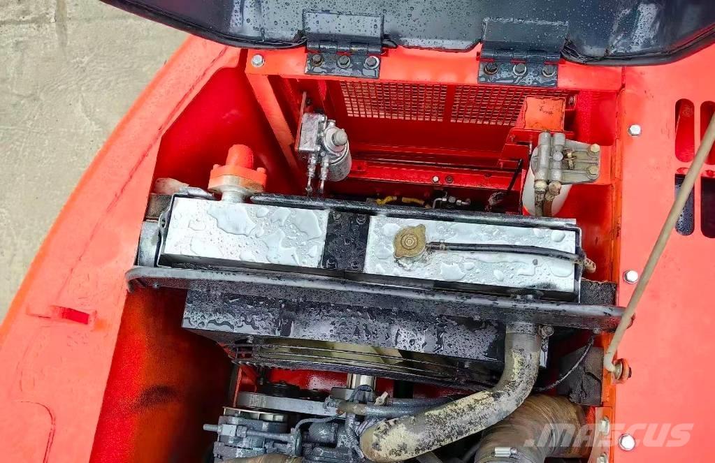 Doosan DX 140 Escavadoras de rastos