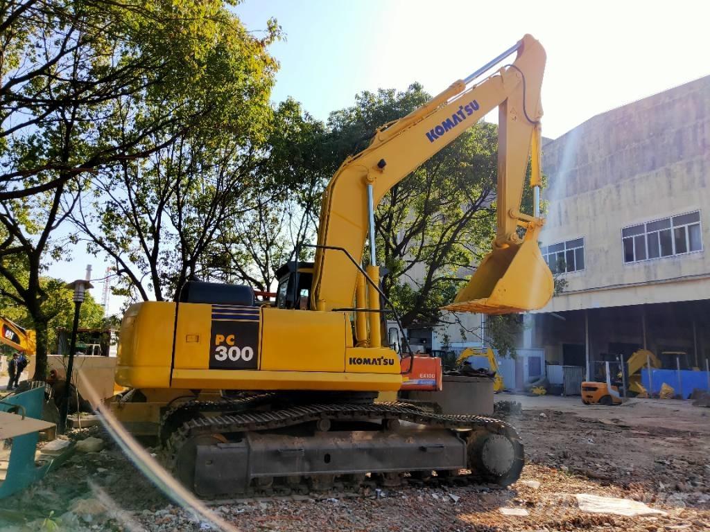 Komatsu PC300-7 Escavadoras de rastos