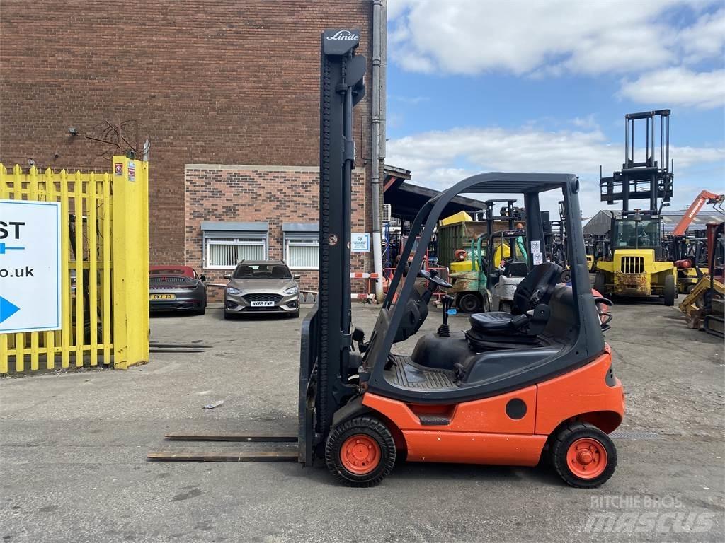 Linde H16T-03 Empilhadores a gás