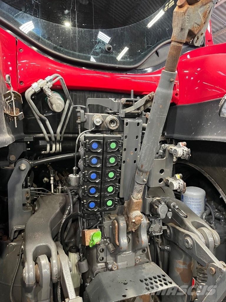 Valtra T235 Tratores Agrícolas usados