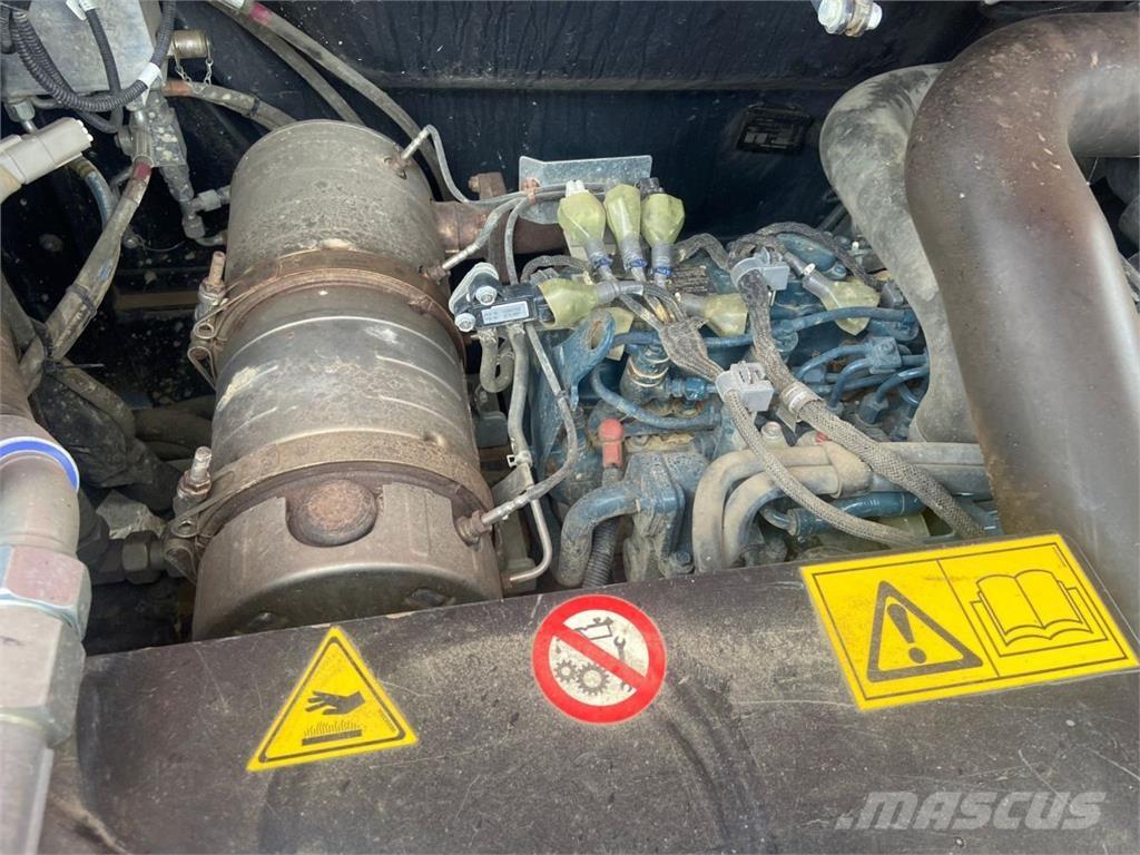 Kubota KC300 (7698) Dumpers de lagartas