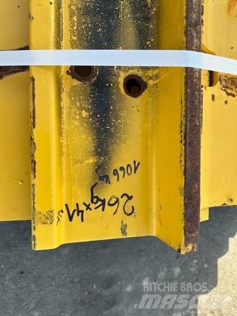 Komatsu d 85 plate Rastos, correntes e material rodante