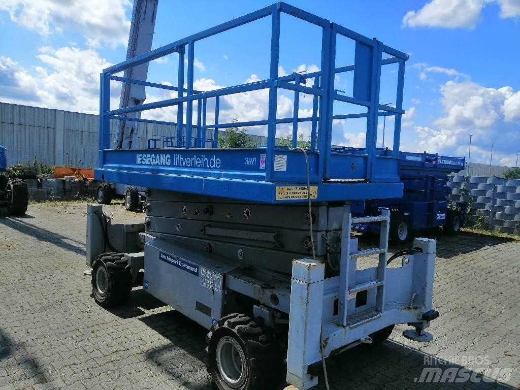 Liftlux SL 108 D 4x4 Elevadores de tesoura