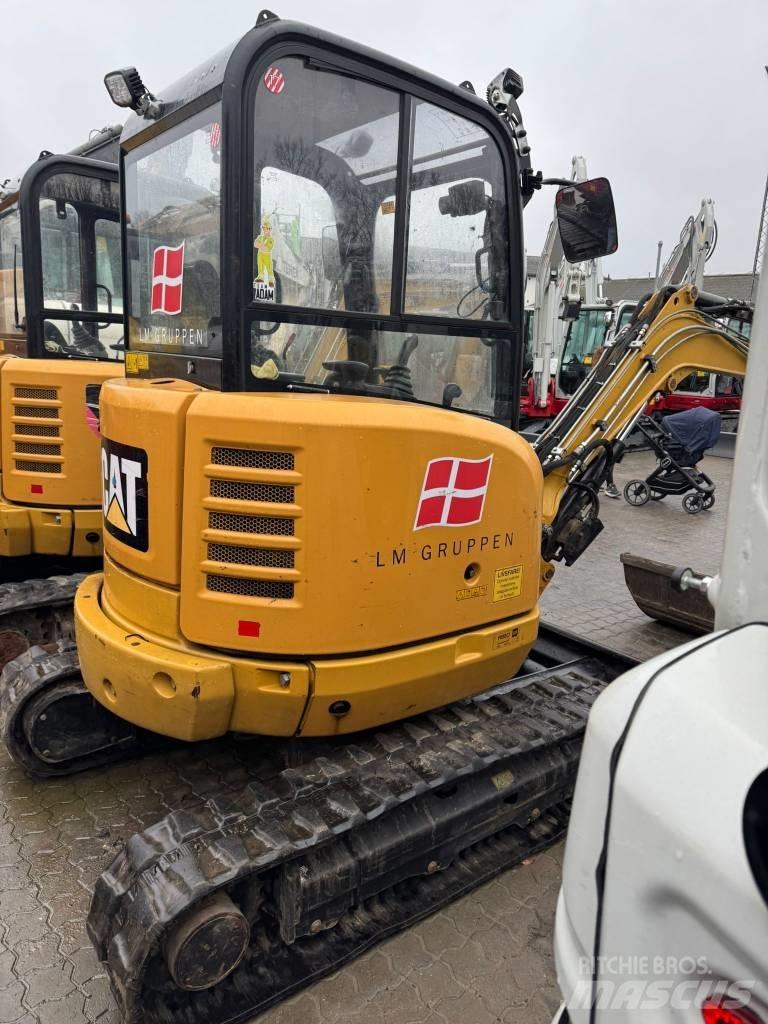 CAT 302.7 D Mini Escavadoras <7t