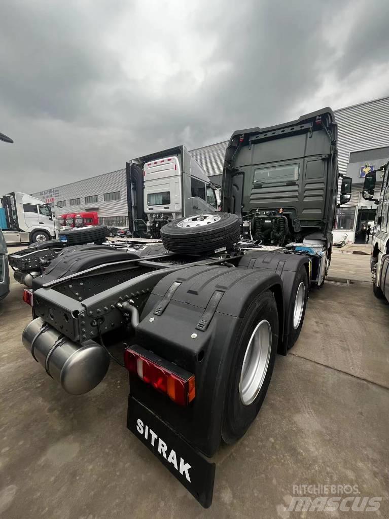 Sinotruk C9H Tractores (camiões)