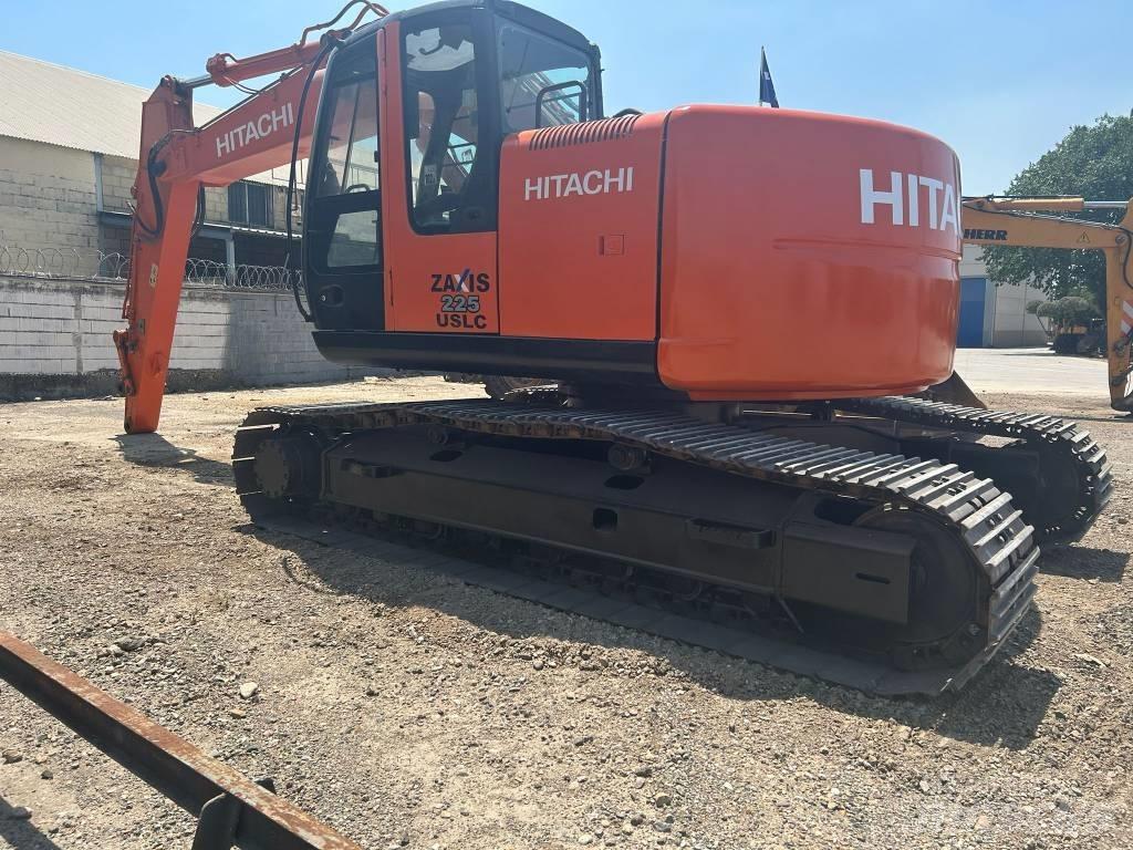 Hitachi ZX 225 Escavadoras de rastos