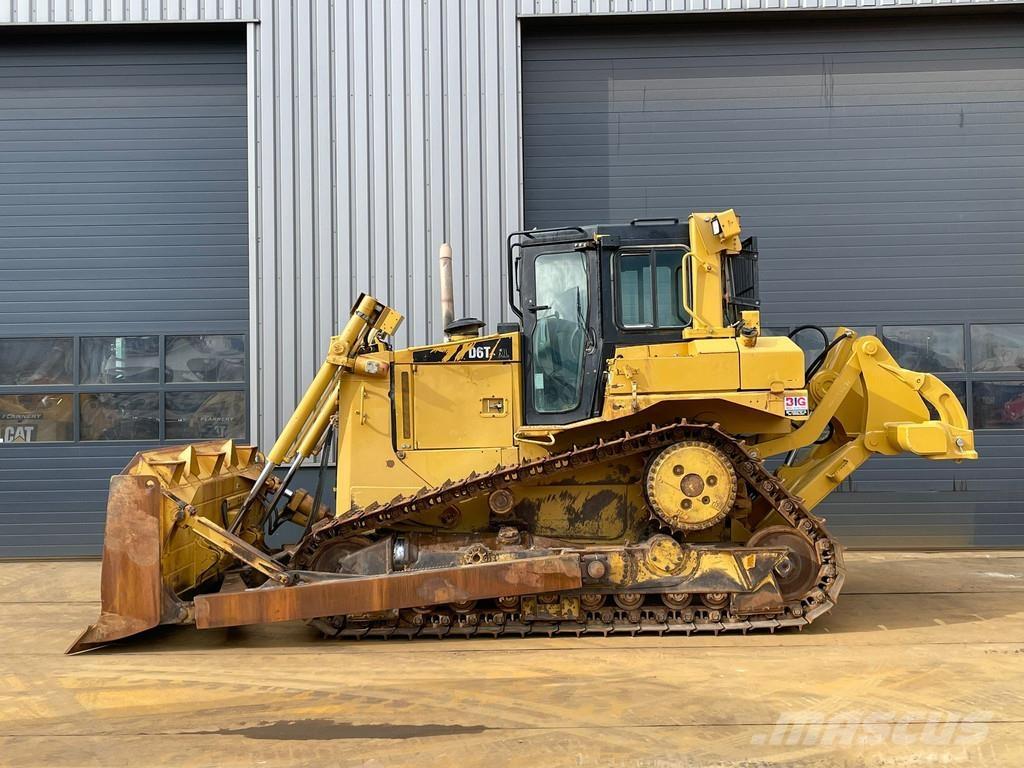 CAT D6T XL Dozers - Tratores rastos