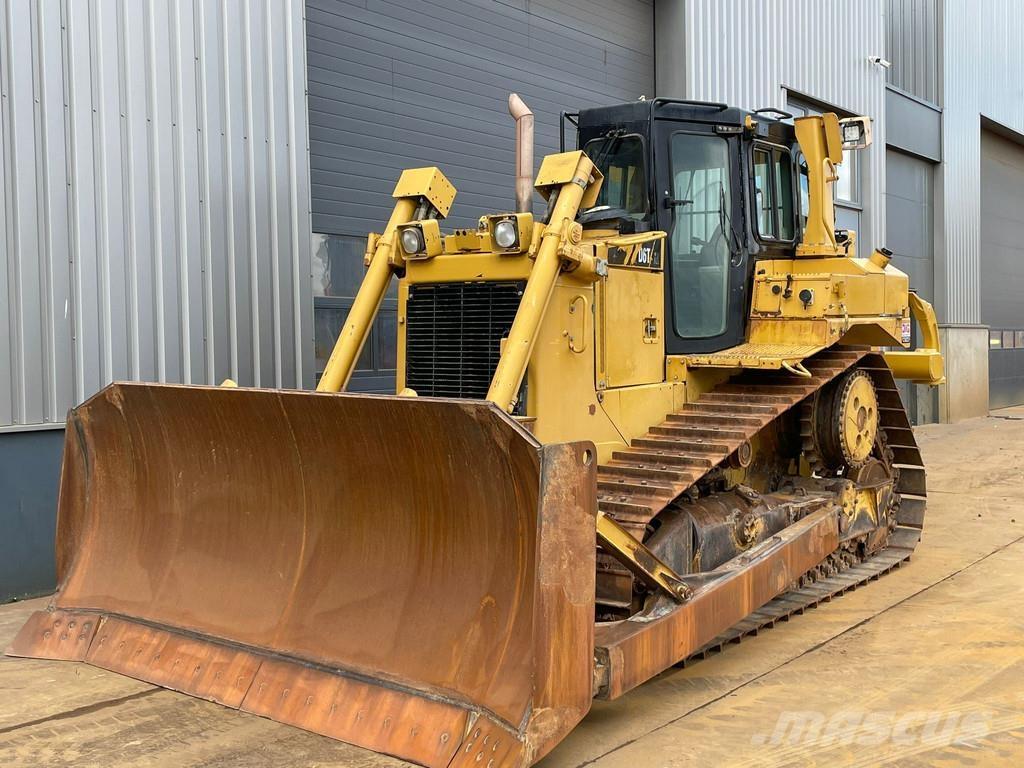 CAT D6T XL Dozers - Tratores rastos