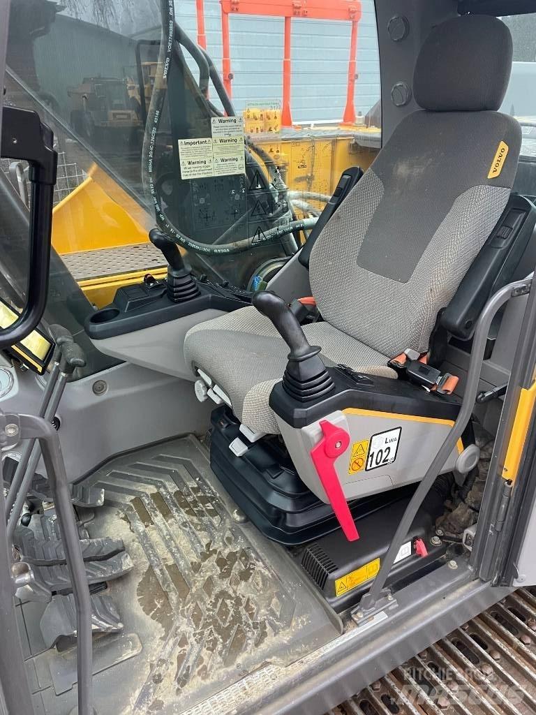 Volvo EC220E Escavadoras de rastos