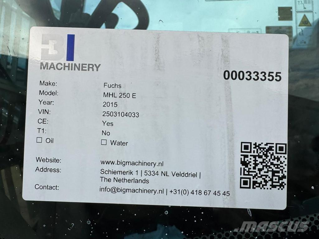 Fuchs MHL 250 Manipuladores de resíduos / indústria