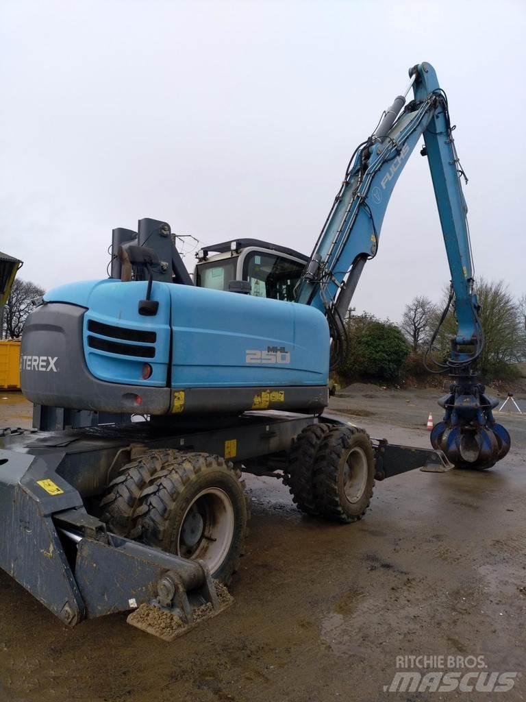 Fuchs MHL 250 E Escavadoras especiais