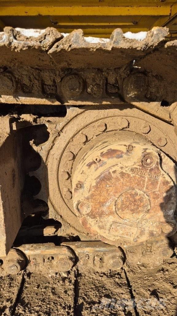 New Holland E 175 B Escavadoras de rastos