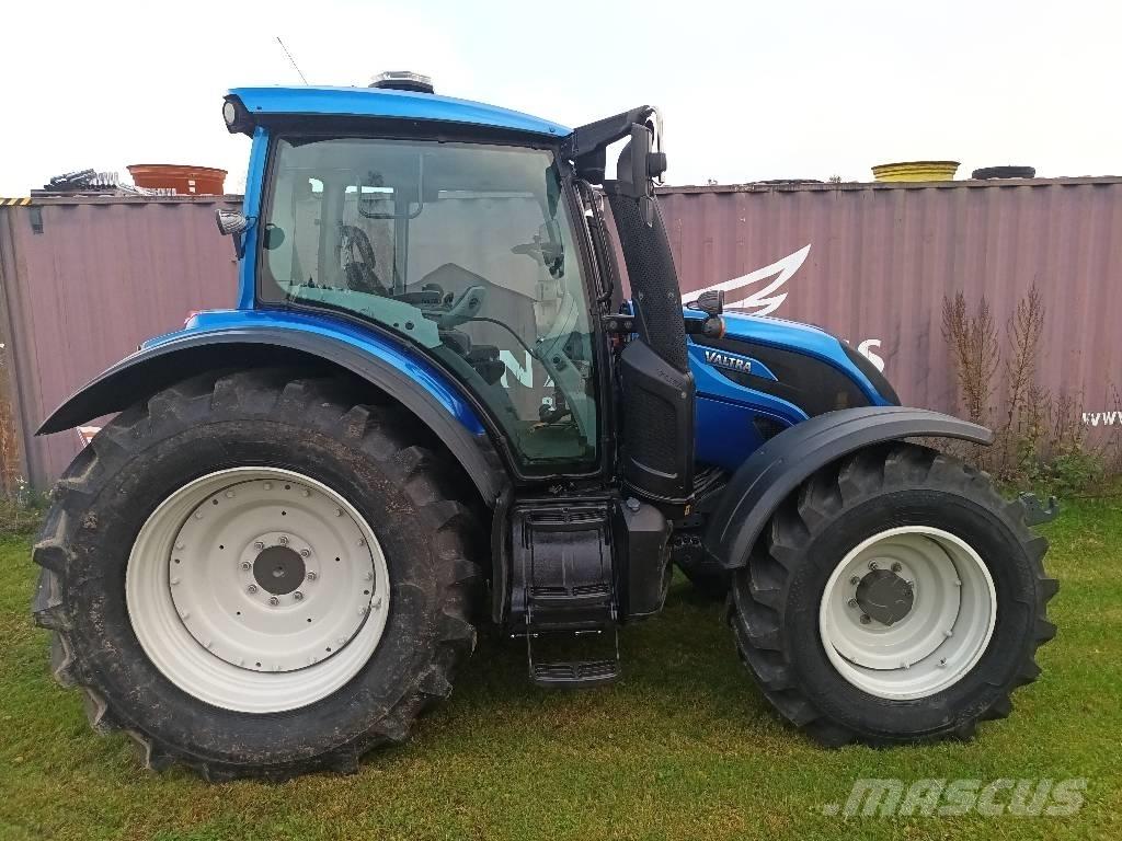 Valtra N174 E versu Tratores Agrícolas usados