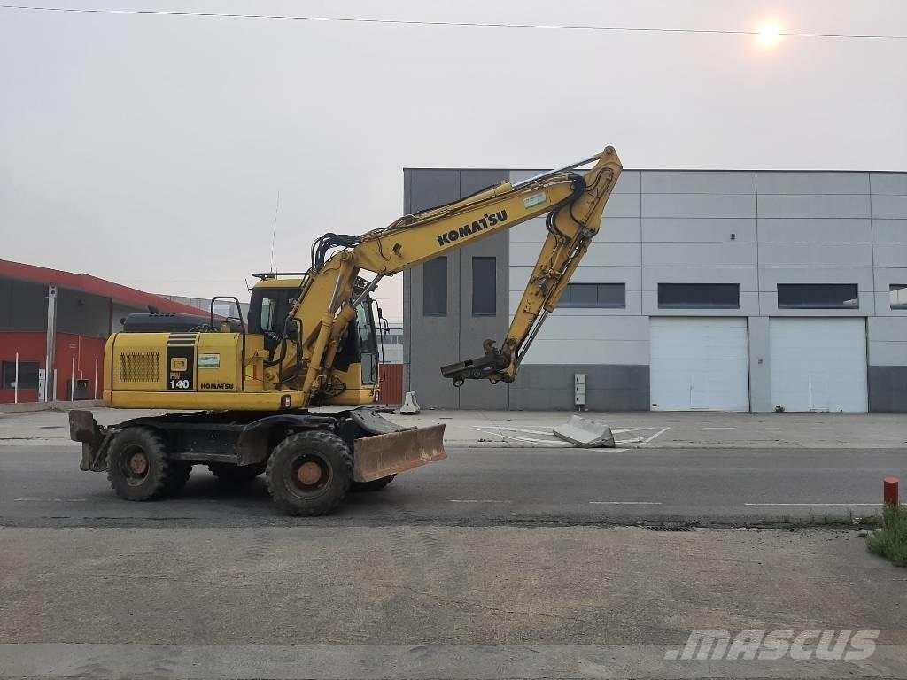 Komatsu PW 140-7 Escavadoras de rodas