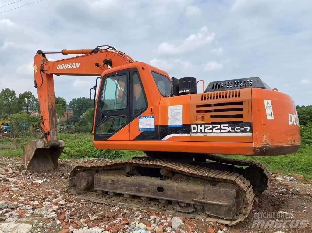 Doosan DH 225 LC-7 Escavadoras de rastos