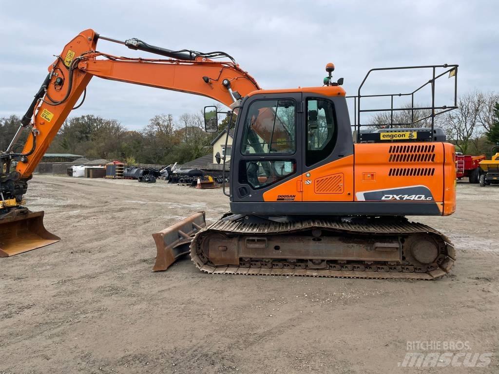 Doosan DX140LC-5 Escavadoras de rastos