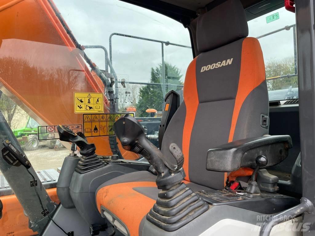 Doosan DX140LC-5 Escavadoras de rastos