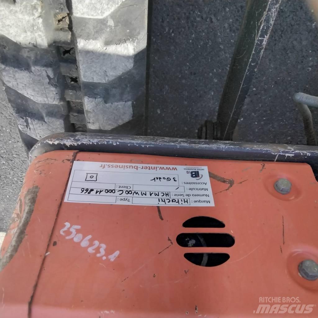 Hitachi ZX 22U 2YLR Mini Escavadoras <7t