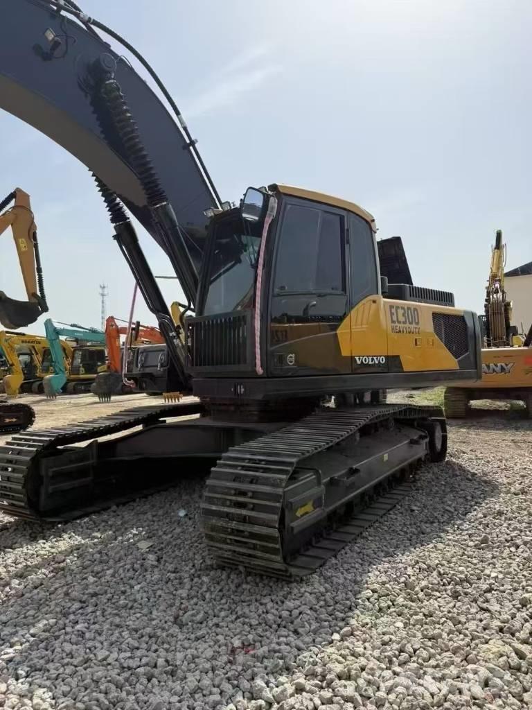 Volvo 300D Escavadoras de rastos