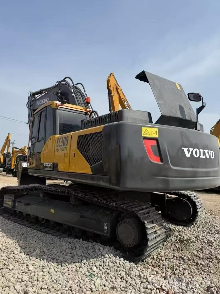 Volvo 300D Escavadoras de rastos