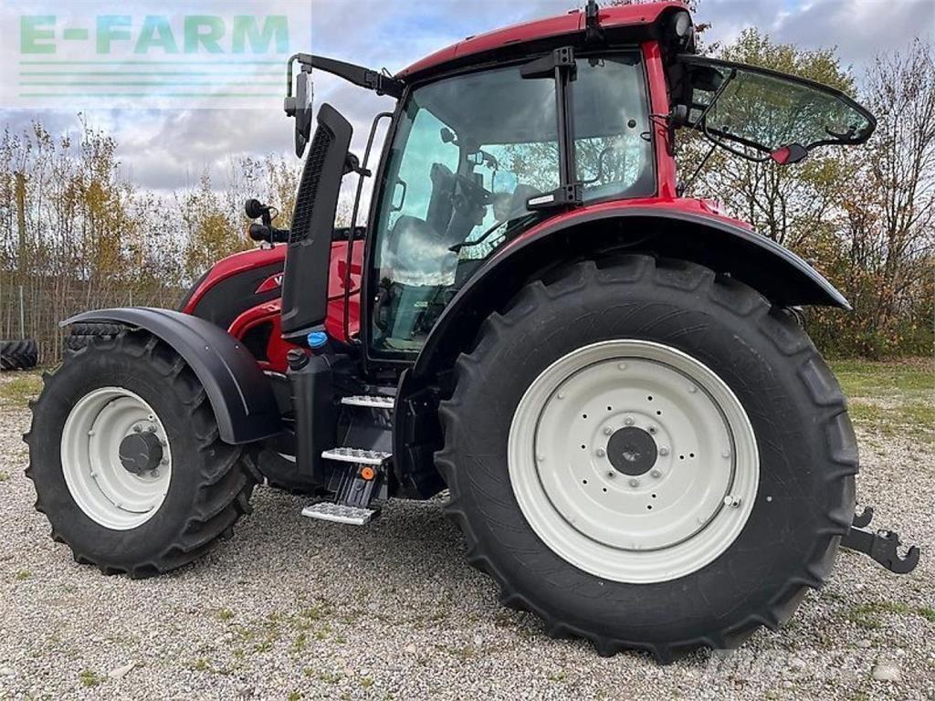 Valtra n155e aktiv Tratores Agrícolas usados