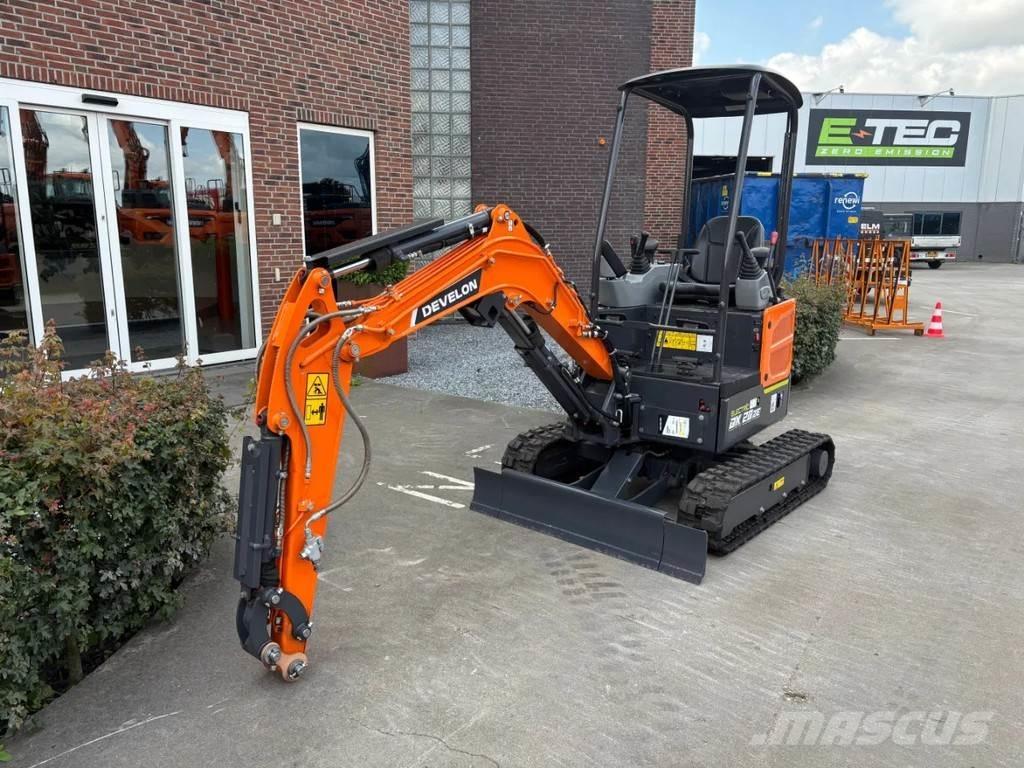 Develon DX20ZE Mini Escavadoras <7t