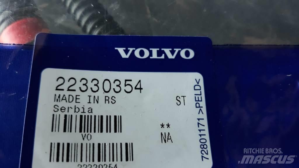 Volvo HOSE 22330354 Transportes - Outros
