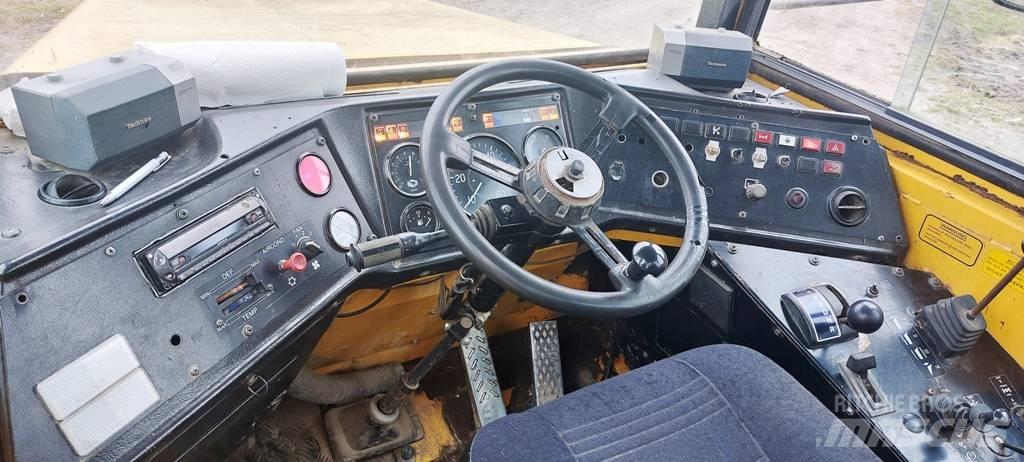 Volvo BM A 25 B Camiões articulados