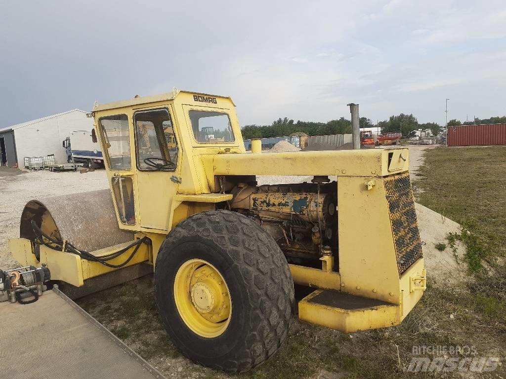 Bomag BW 212 D Compactadores para terra