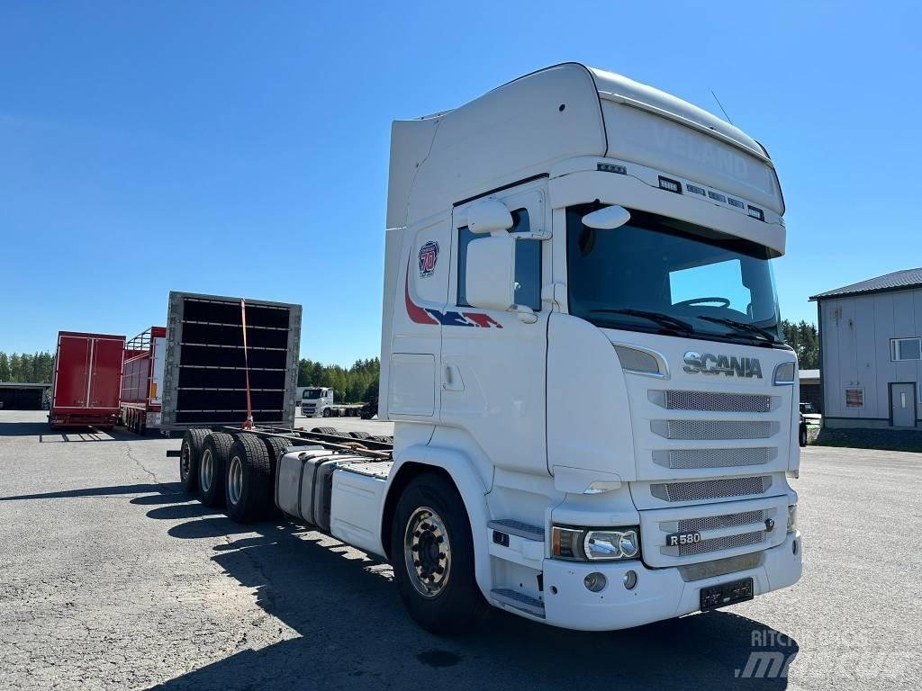 Scania R 580 Camiões de chassis e cabine