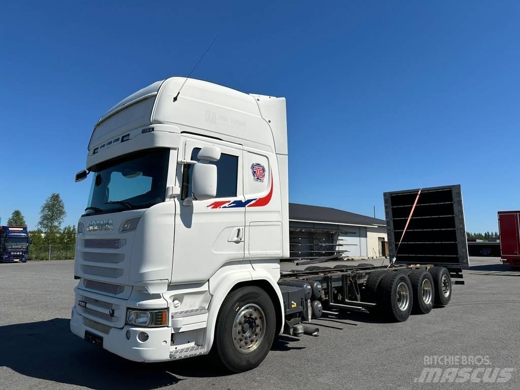 Scania R 580 Camiões de chassis e cabine