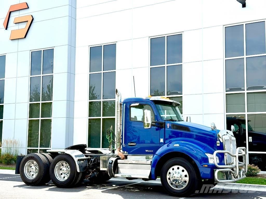 Kenworth T 880 Tractores (camiões)