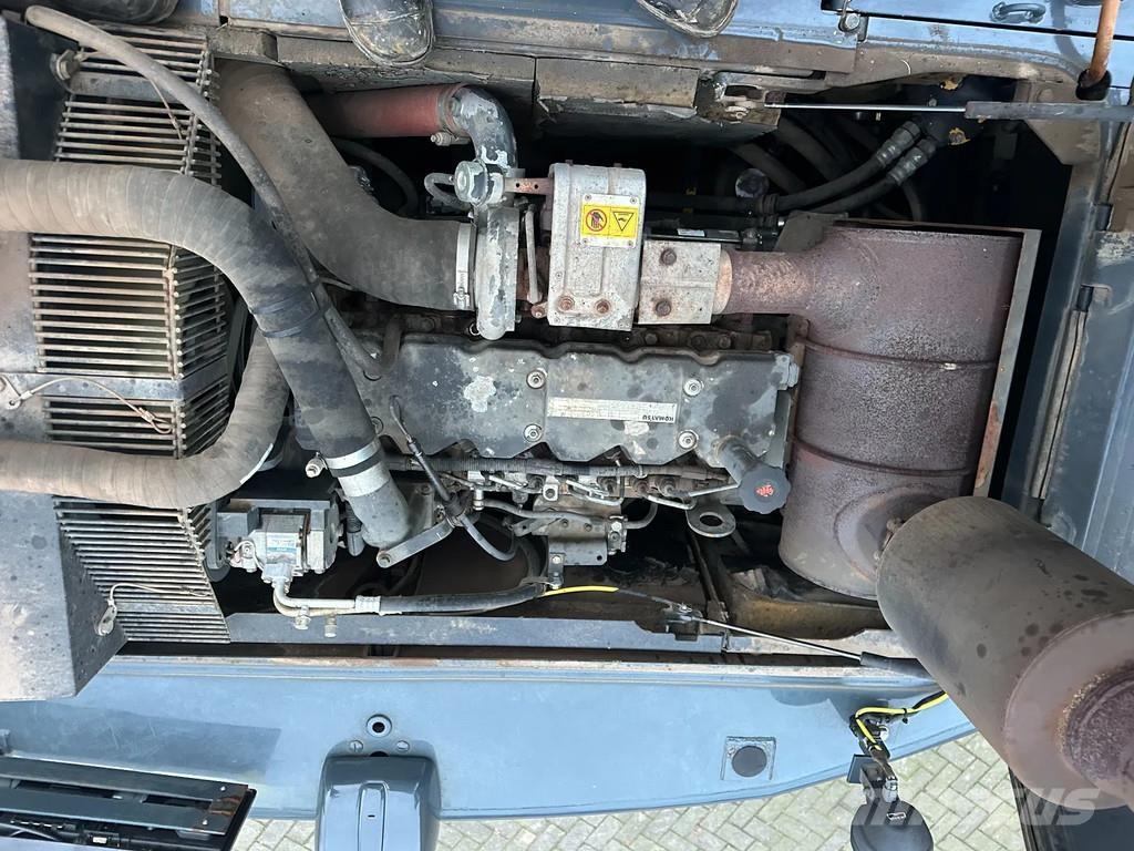 Komatsu PW200-7EO Escavadoras de rodas