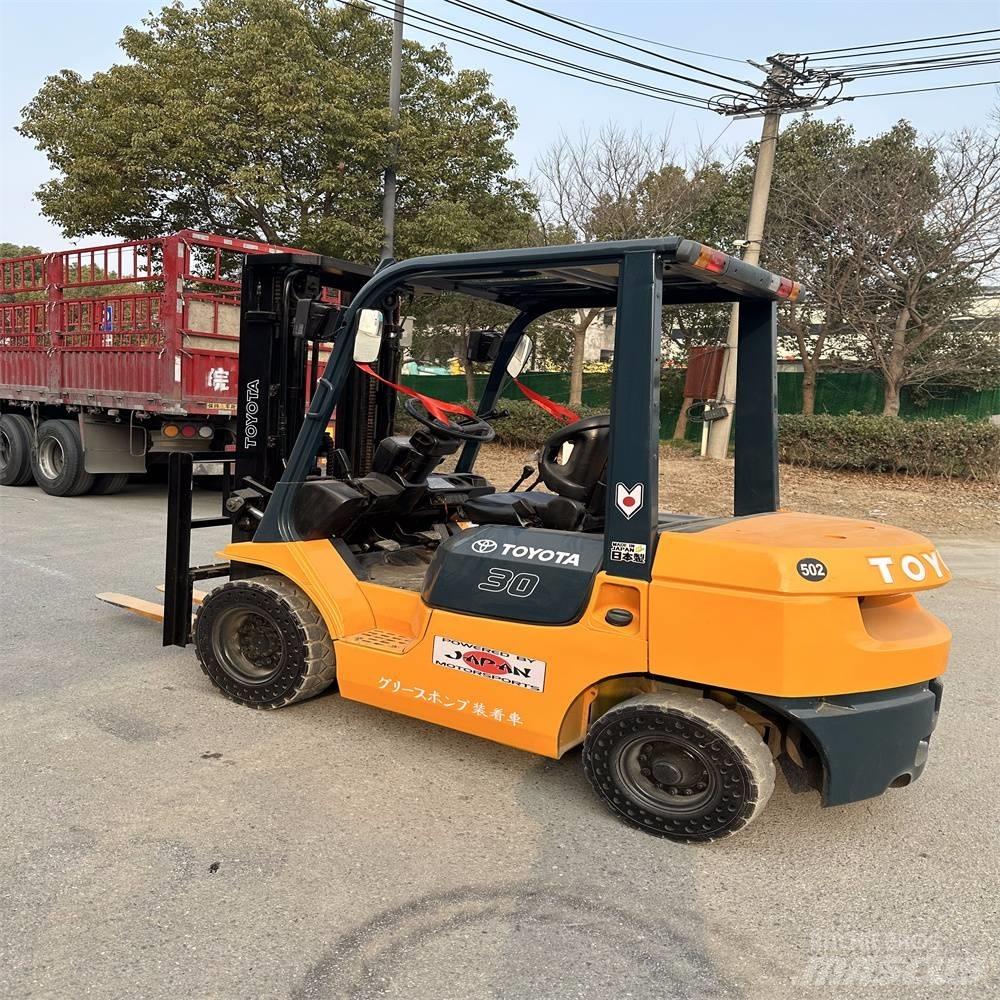 Toyota 62-7 FD N 30 Empilhadores Diesel