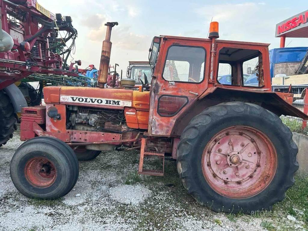 Volvo 810 Tratores Agrícolas usados