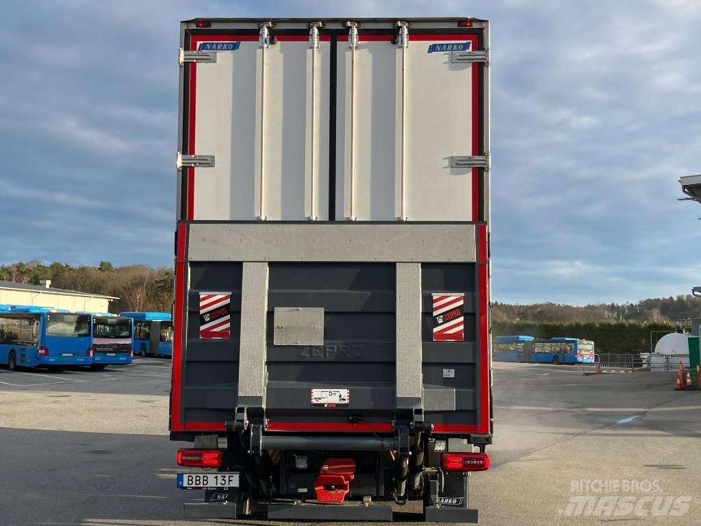 MAN TGX 26.520 Camiões de caixa fechada