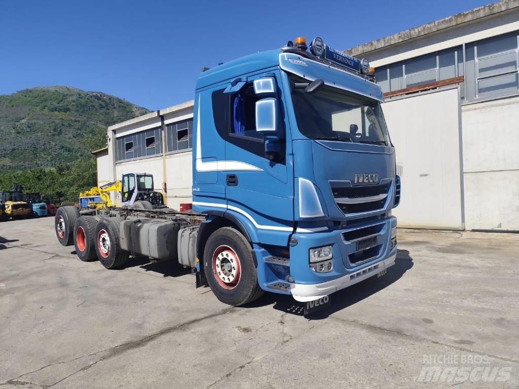 Iveco Stralis 320S50 Camiões de Transporte Auto