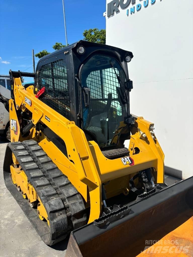 CAT 259D3 Carregadoras de direcção deslizante
