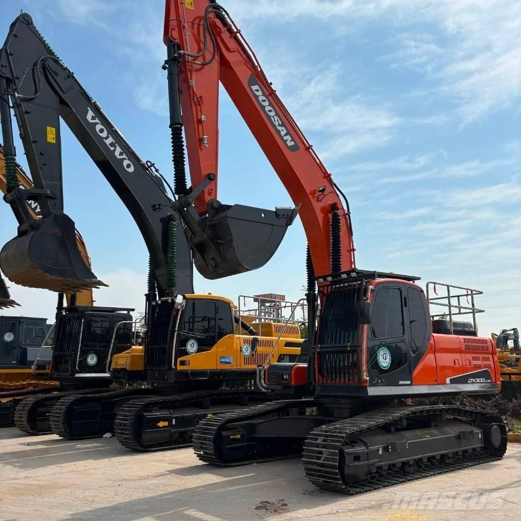 Doosan DX 300LC-9C Escavadoras de rastos