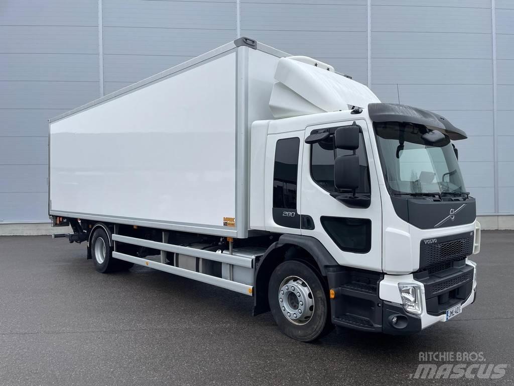 Volvo FE Camiões de caixa fechada