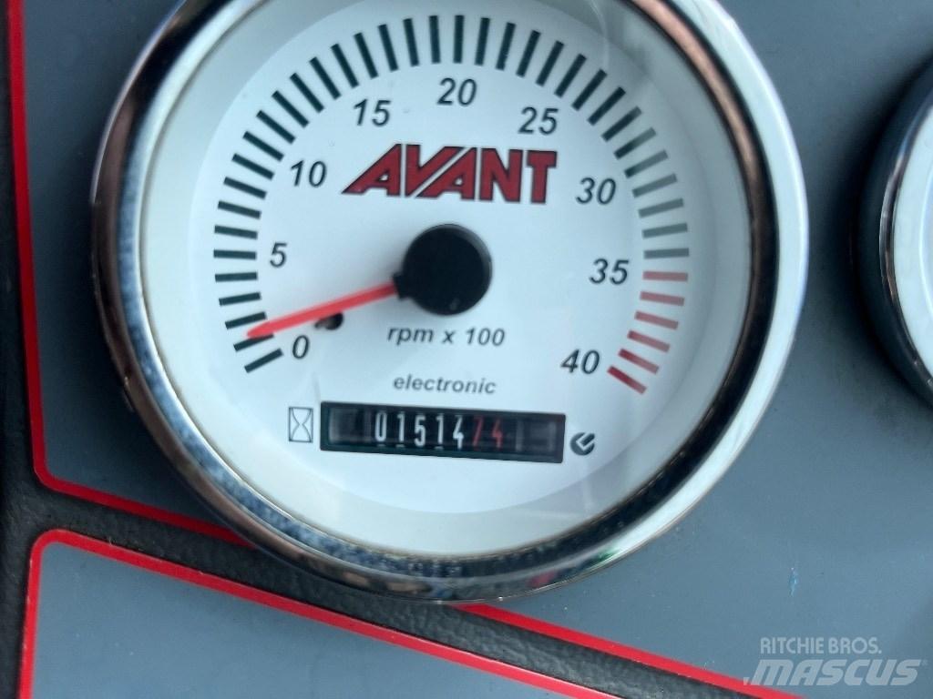 Avant 760 I Carregadora multifunções