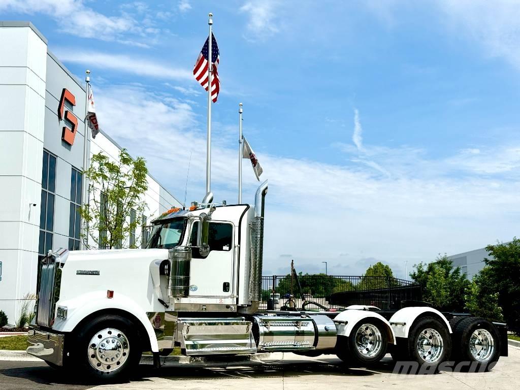 Kenworth W 900 Tractores (camiões)