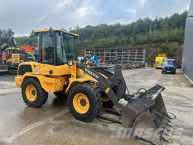 Volvo L 30 G Pás carregadoras de rodas