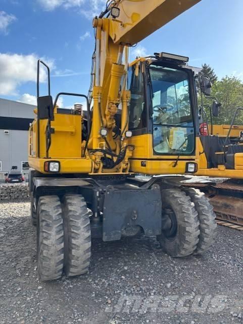 Komatsu PW 148-8 Escavadoras de rodas