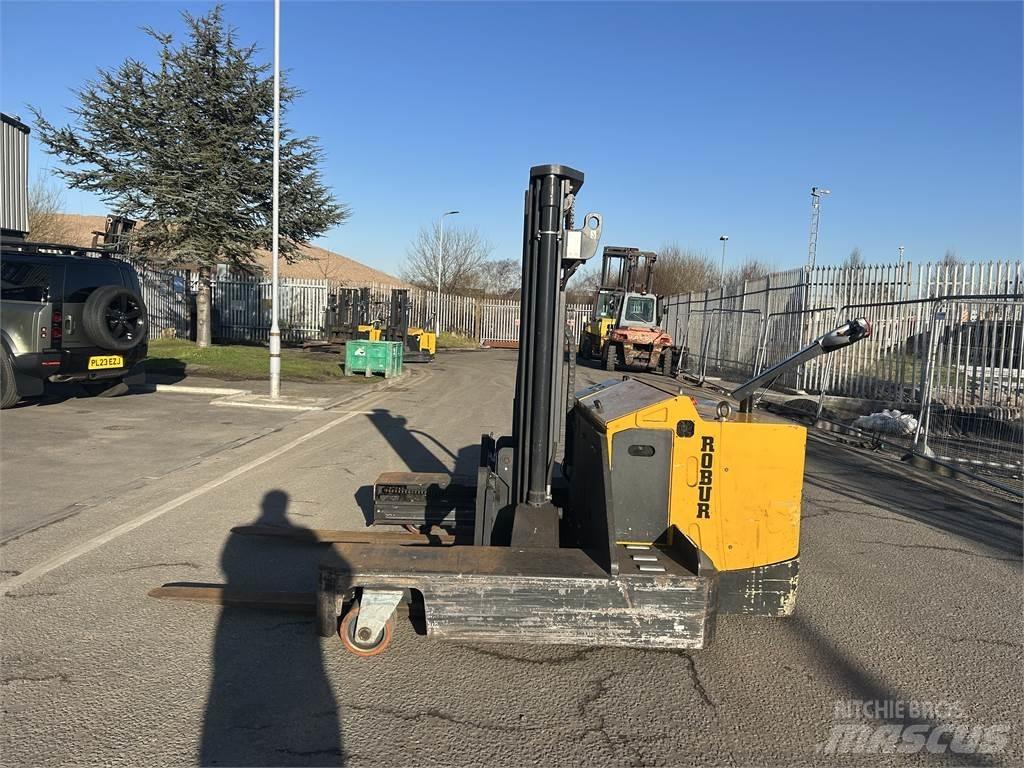  SBP XT HD 4VR 2520 Empilhadores de 4 vias