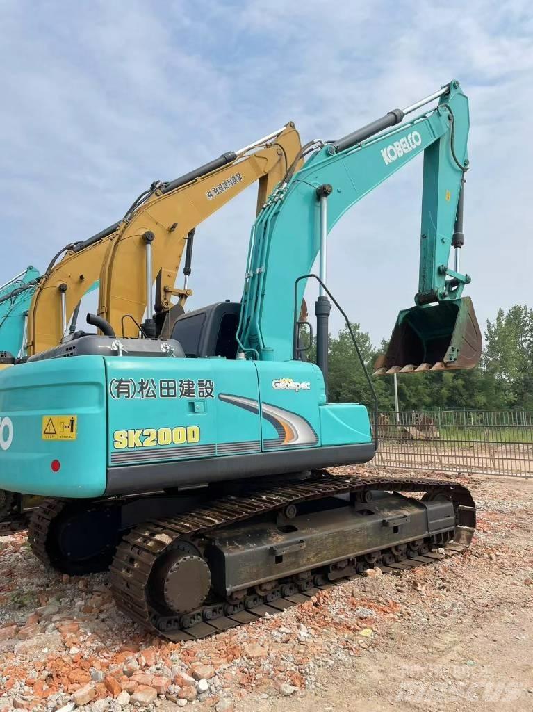 Kobelco 200 Escavadoras de rastos