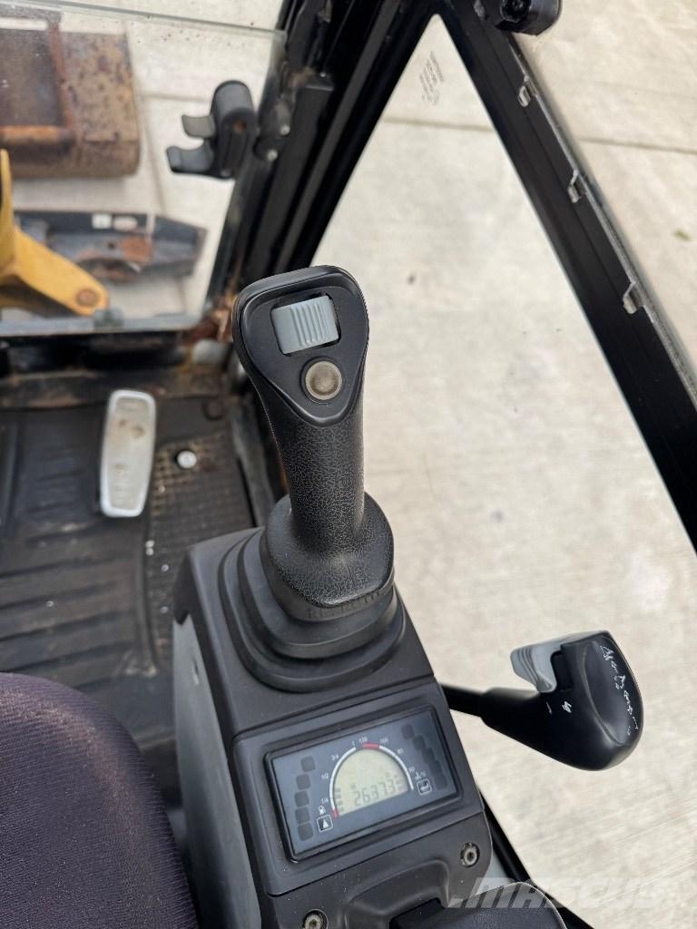 CAT 301.7 D Mini Escavadoras <7t